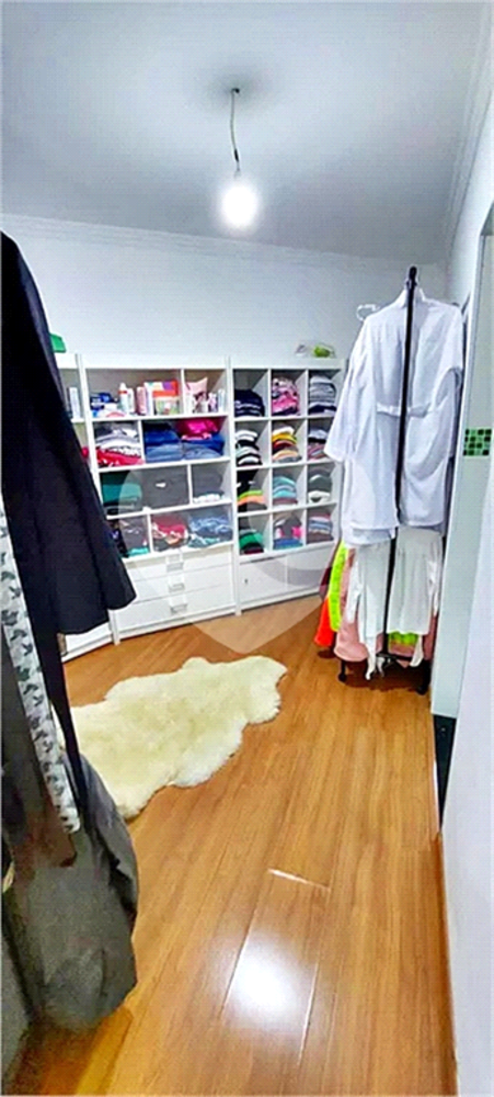 Casa de Condomínio à venda com 4 quartos, 400m² - Foto 2