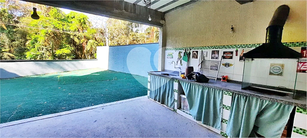 Casa de Condomínio à venda com 4 quartos, 400m² - Foto 3
