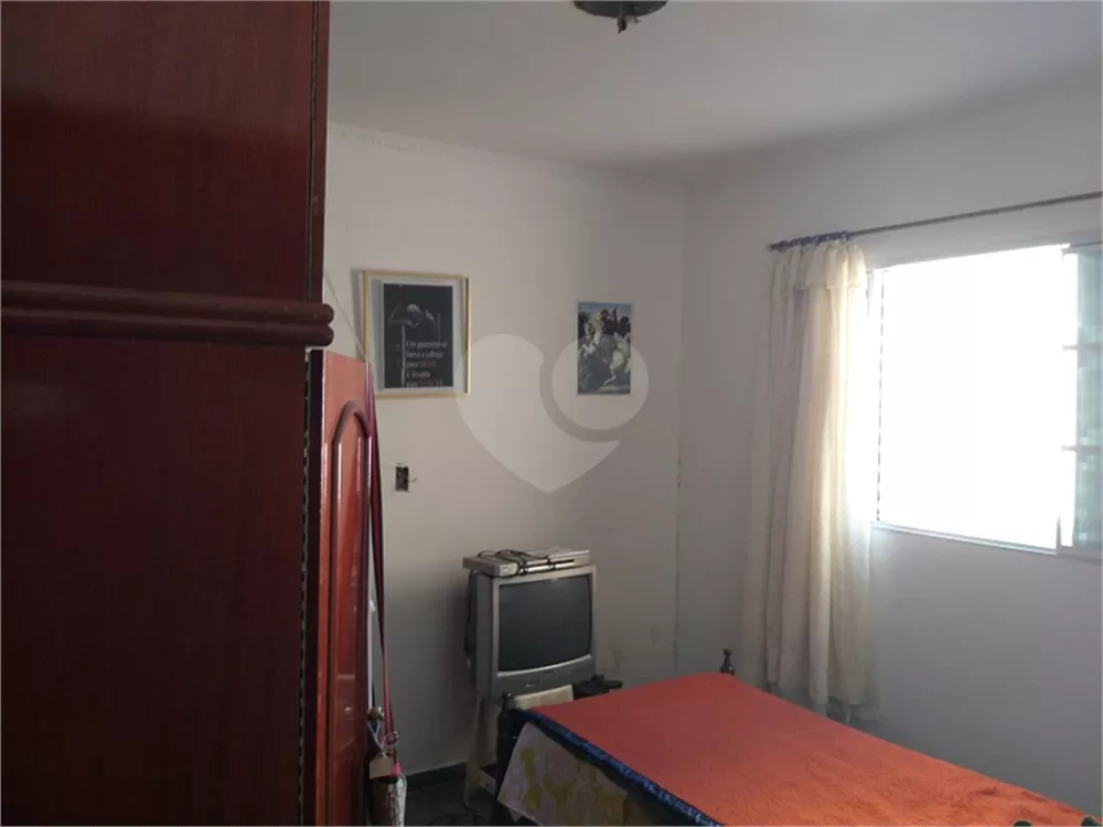 Casa à venda com 3 quartos, 140m² - Foto 3