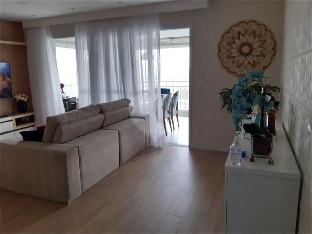 Apartamento à venda com 3 quartos, 106m² - Foto 2