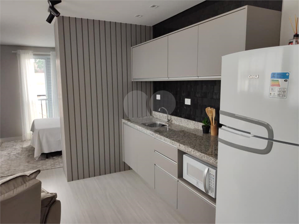 Apartamento à venda e aluguel com 1 quarto, 30m² - Foto 2