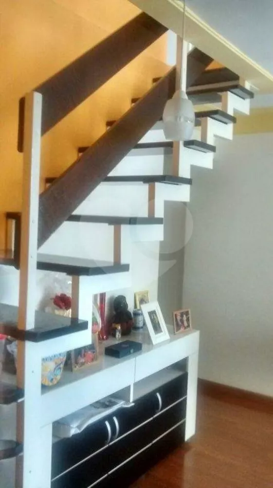 Apartamento à venda com 3 quartos, 110m² - Foto 1