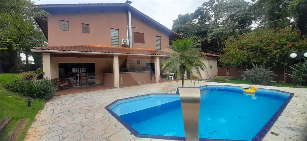 Casa de Condomínio à venda com 3 quartos, 445m² - Foto 1