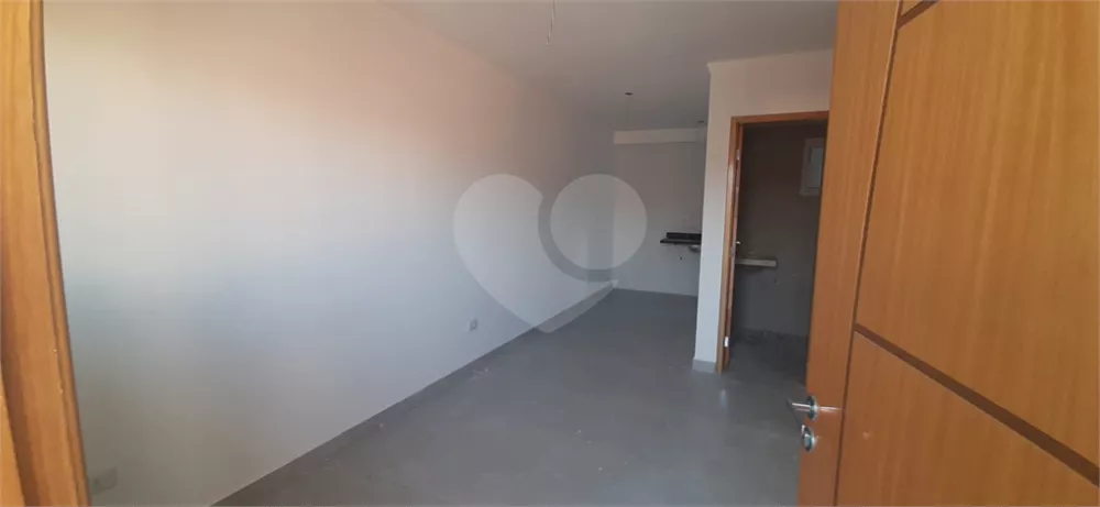 Apartamento à venda com 2 quartos, 42m² - Foto 2