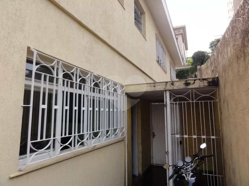 Sobrado à venda com 3 quartos, 200m² - Foto 2