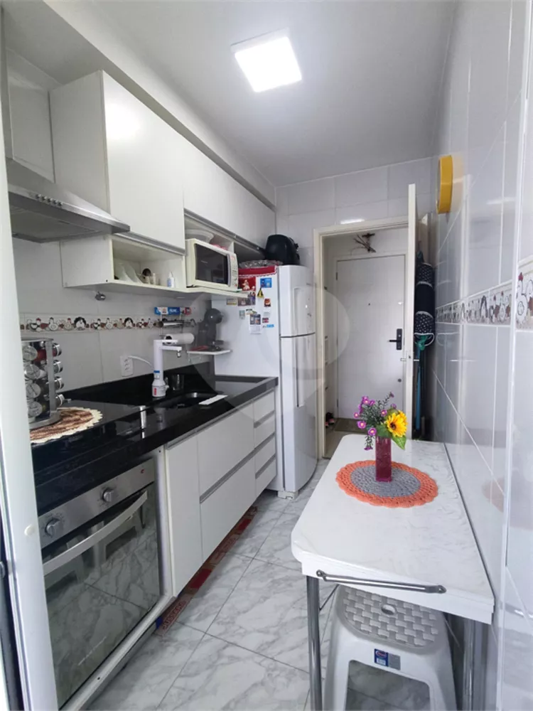 Apartamento à venda com 2 quartos, 50m² - Foto 8