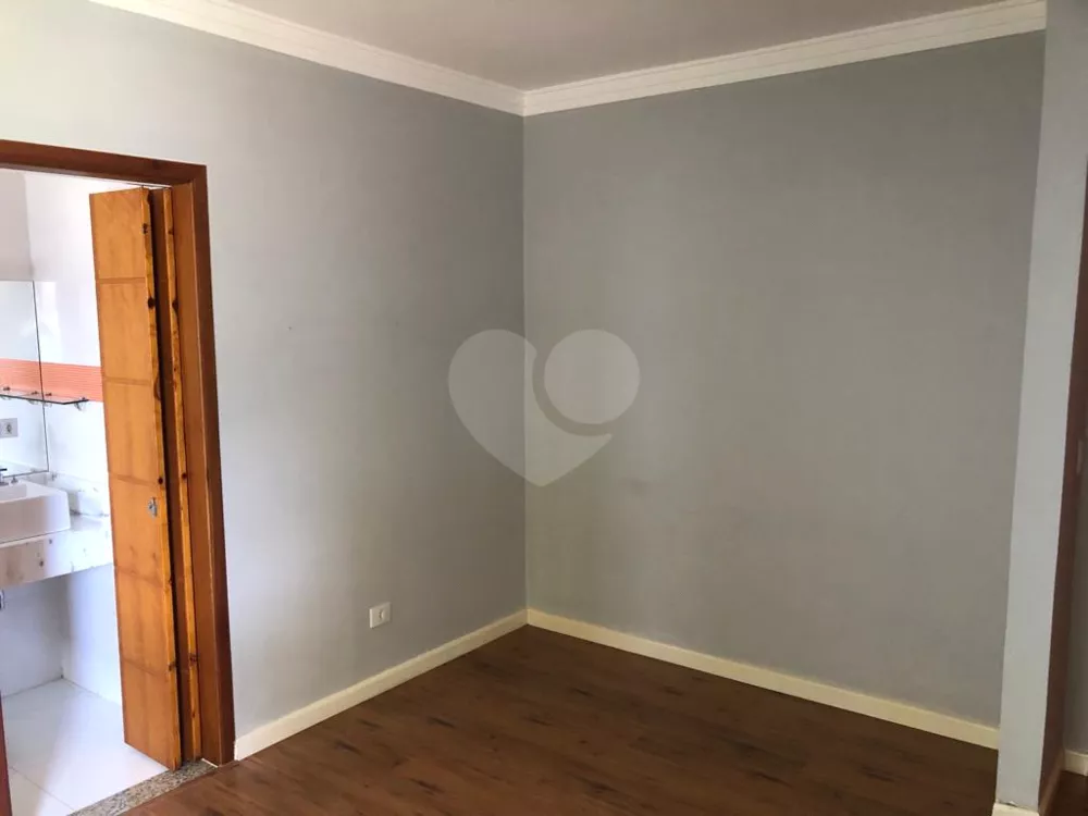 Casa à venda com 3 quartos, 253m² - Foto 11