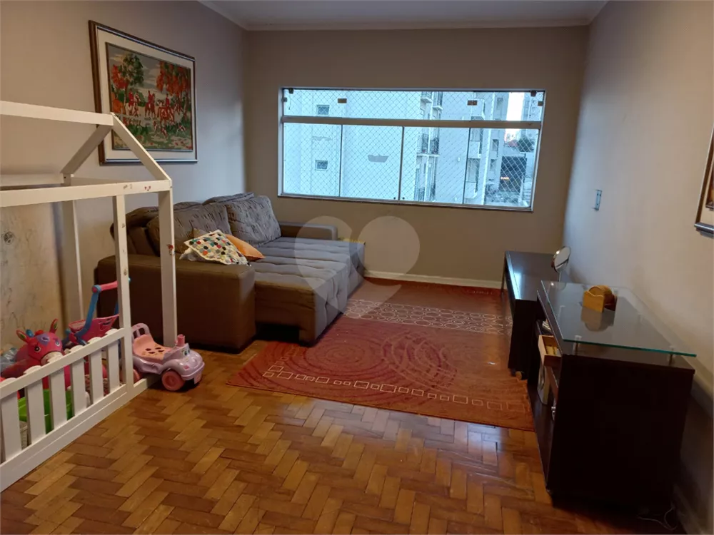 Apartamento à venda com 3 quartos, 80m² - Foto 2