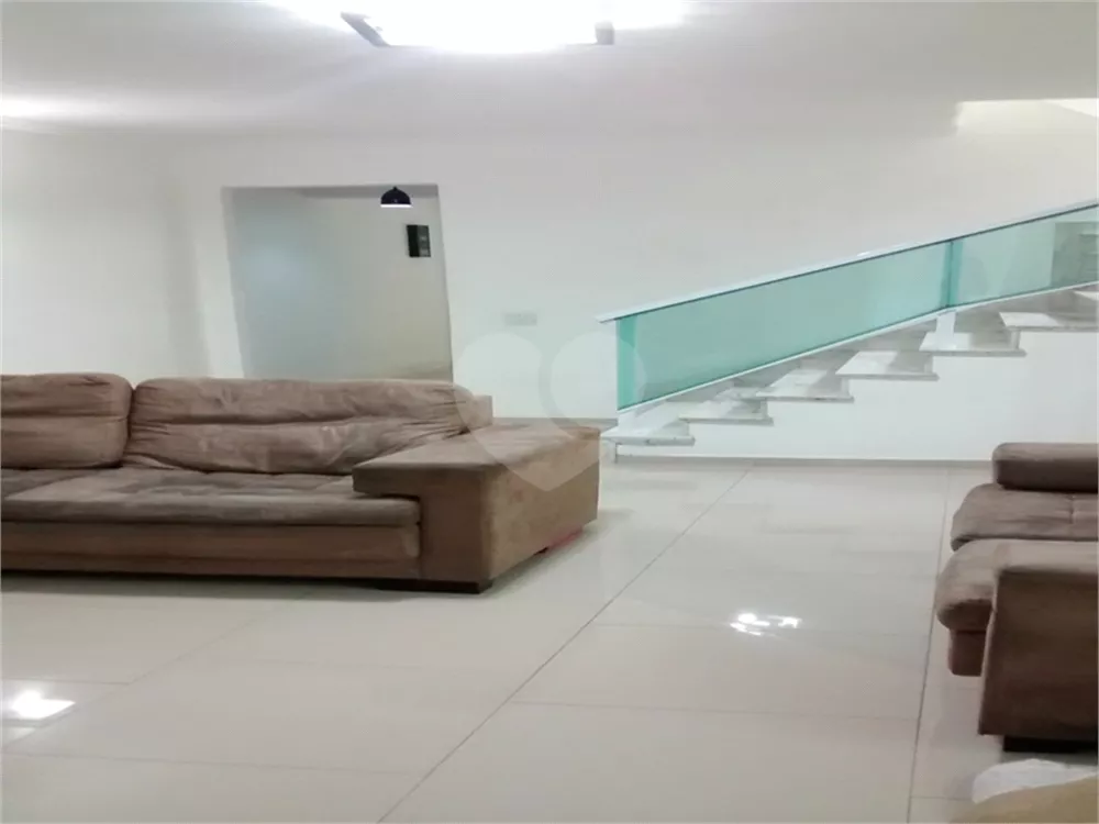 Sobrado à venda com 3 quartos, 165m² - Foto 3