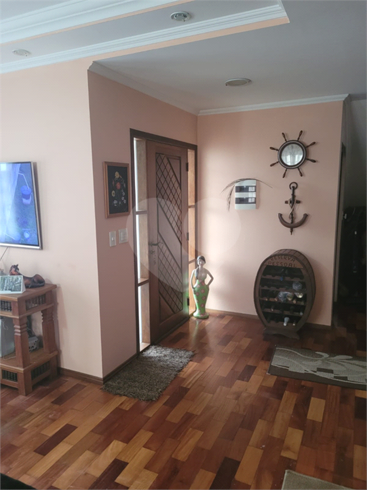 Casa de Condomínio à venda com 4 quartos, 250m² - Foto 1