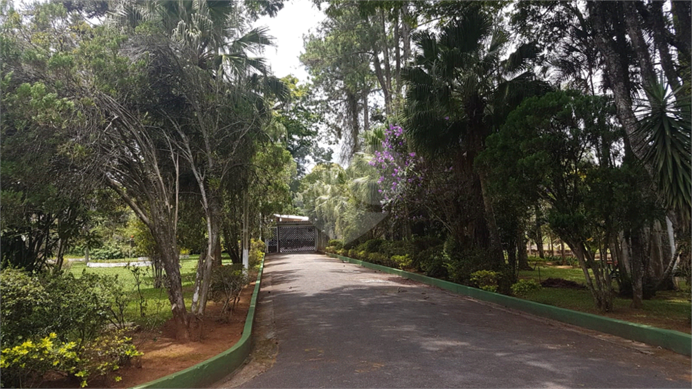 Casa, 5 quartos, 1040 m² - Foto 1