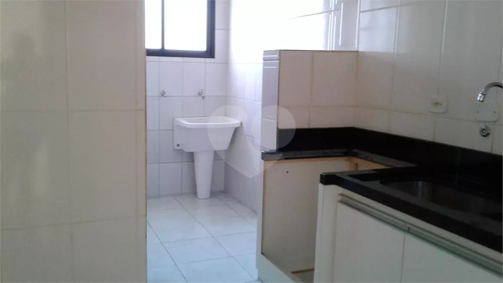 Apartamento à venda com 3 quartos, 92m² - Foto 9