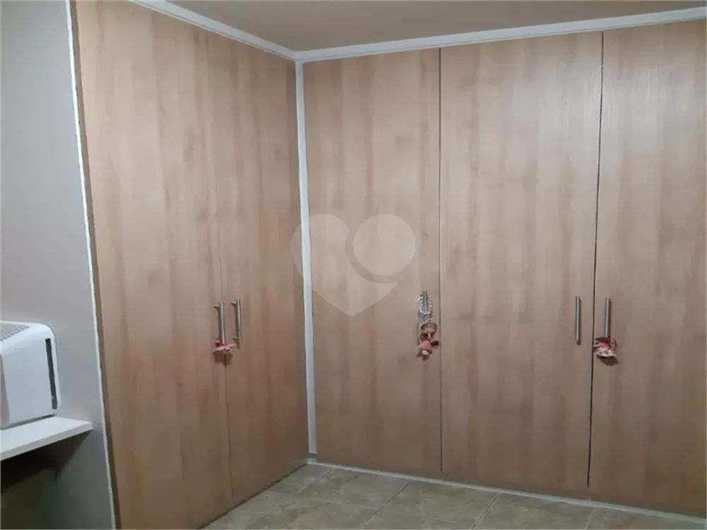 Sobrado à venda com 3 quartos, 216m² - Foto 19