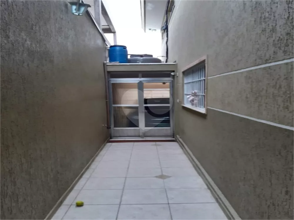 Sobrado à venda com 3 quartos, 216m² - Foto 9