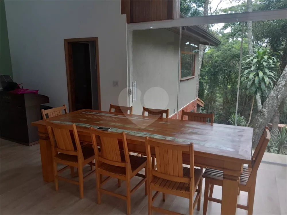 Casa de Condomínio à venda com 3 quartos, 180m² - Foto 4