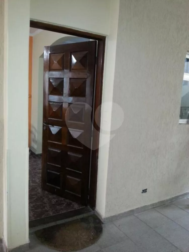 Sobrado à venda com 3 quartos, 200m² - Foto 4