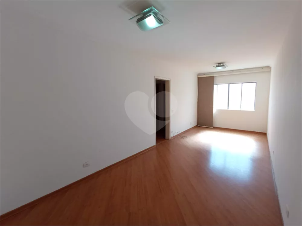 Apartamento à venda com 2 quartos, 74m² - Foto 1