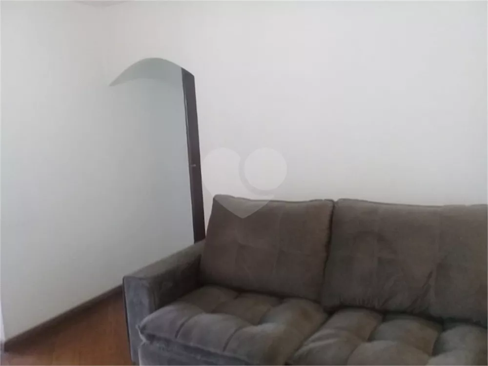 Apartamento à venda com 2 quartos, 67m² - Foto 3