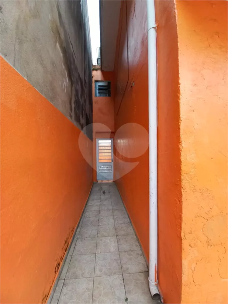 Sobrado à venda com 2 quartos, 77m² - Foto 4