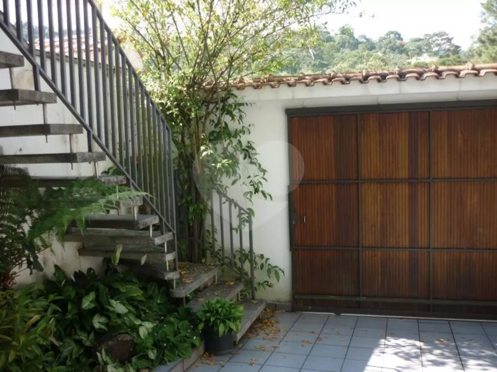 Sobrado à venda com 3 quartos, 220m² - Foto 2