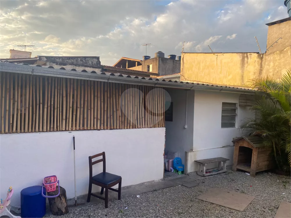 Terreno à venda com 5 quartos, 300m² - Foto 2