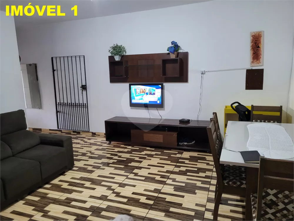 Sobrado à venda com 6 quartos, 159m² - Foto 2