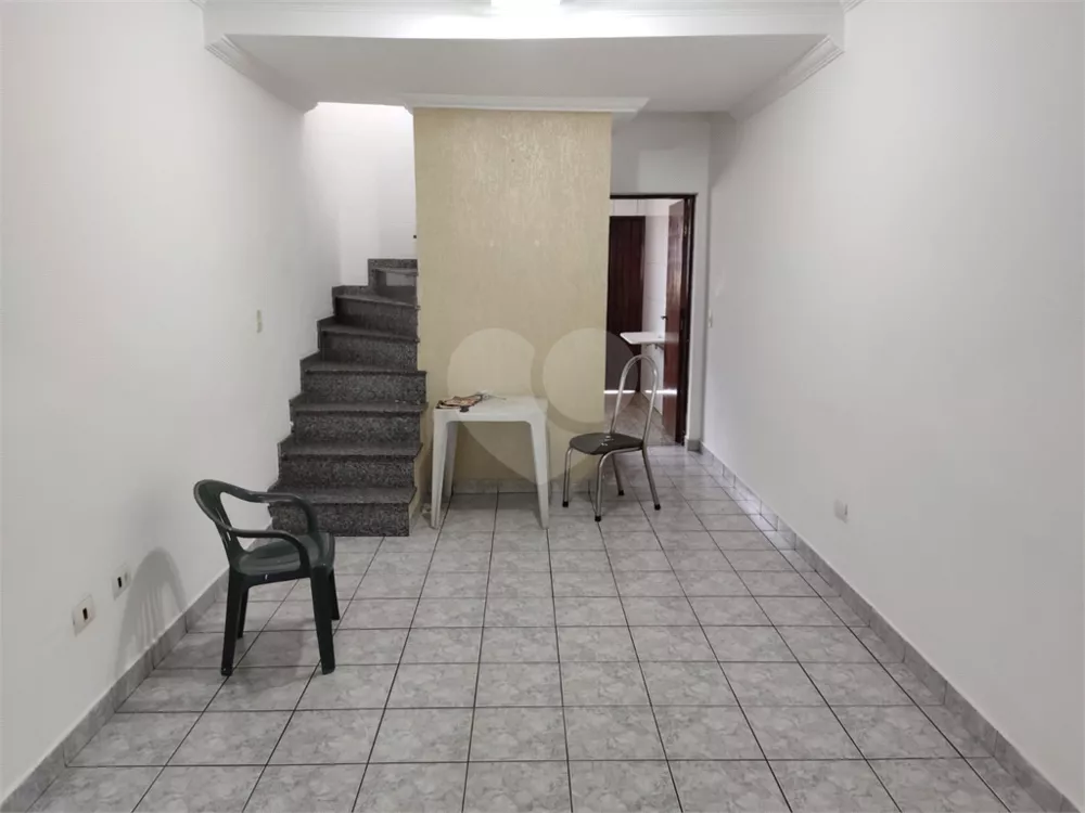 Sobrado à venda com 3 quartos, 230m² - Foto 4