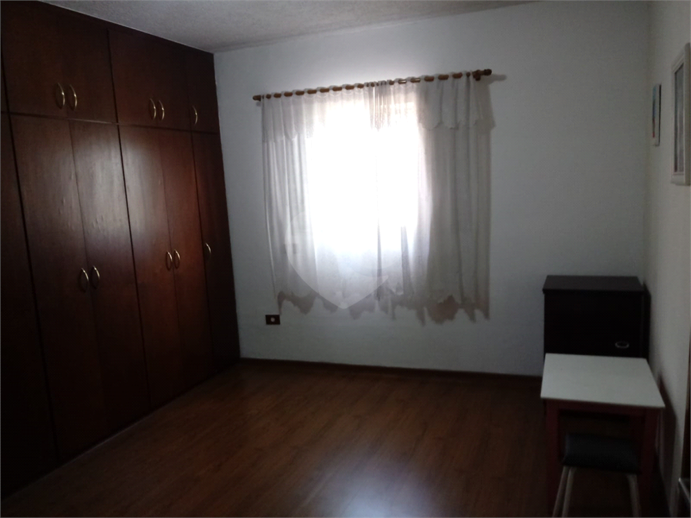 Sobrado, 3 quartos, 250 m² - Foto 1
