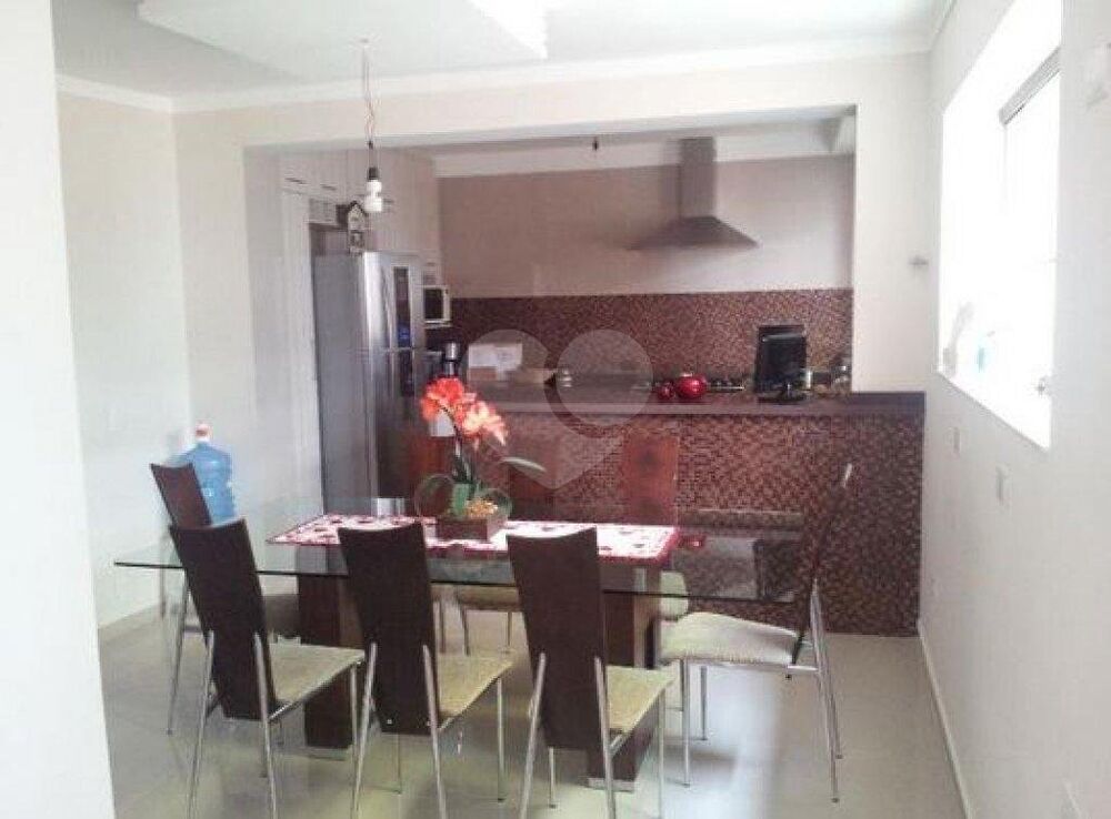 Sobrado à venda com 5 quartos, 250m² - Foto 6