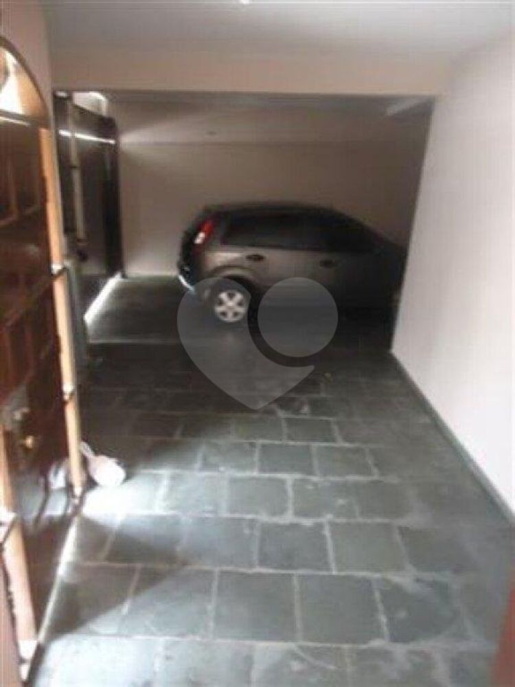 Sobrado à venda com 5 quartos, 250m² - Foto 2