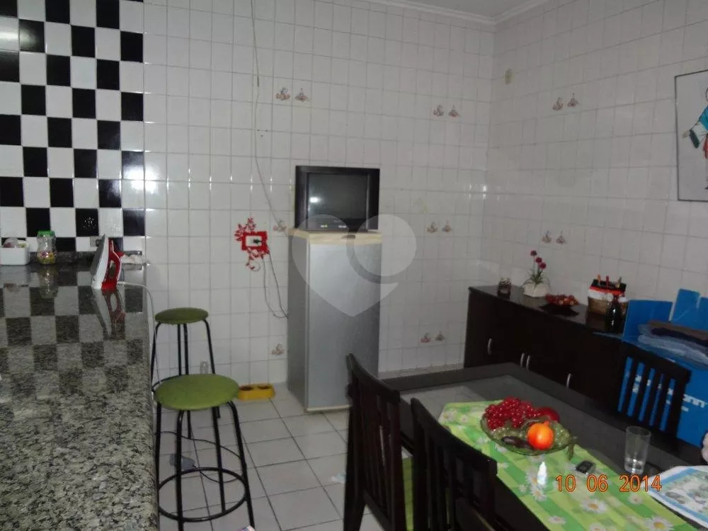 Casa à venda com 3 quartos, 130m² - Foto 4