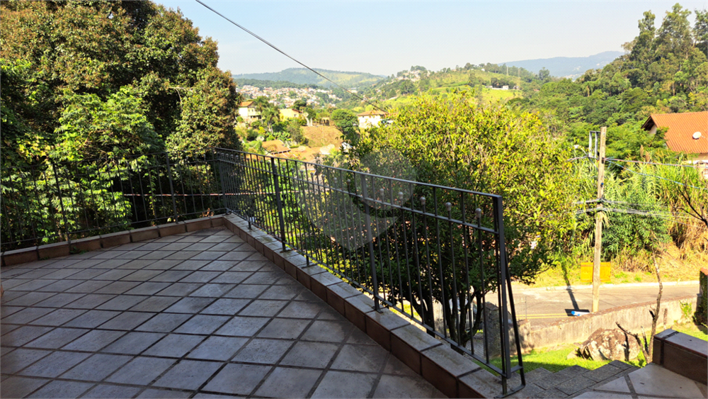 Casa, 3 quartos, 327 m² - Foto 2