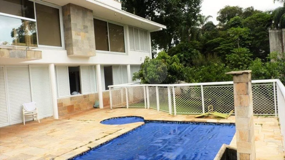 Sobrado à venda com 4 quartos, 500m² - Foto 1