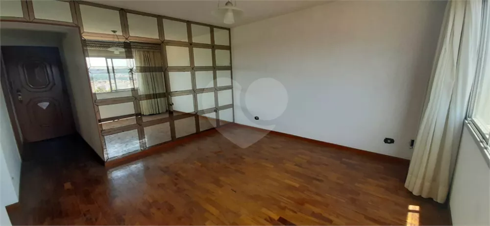 Apartamento à venda com 3 quartos, 70m² - Foto 4