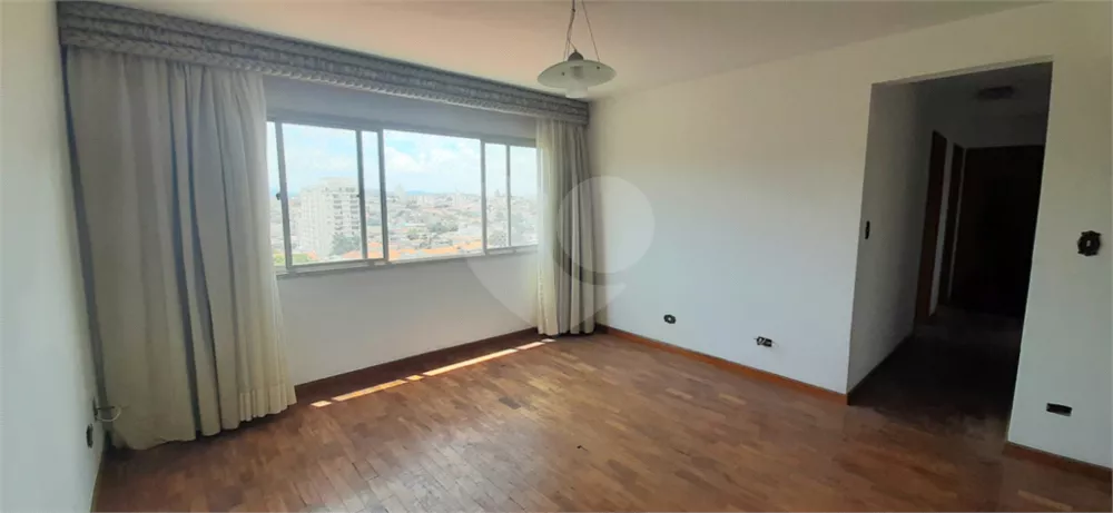 Apartamento à venda com 3 quartos, 70m² - Foto 1