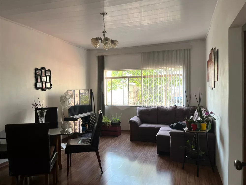 Apartamento à venda com 3 quartos, 95m² - Foto 1