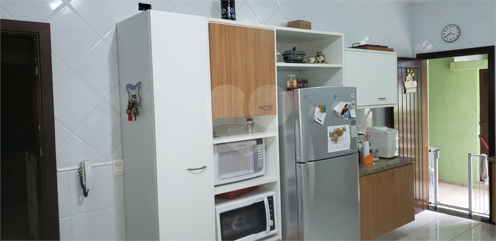 Casa de Condomínio à venda com 3 quartos, 350m² - Foto 3