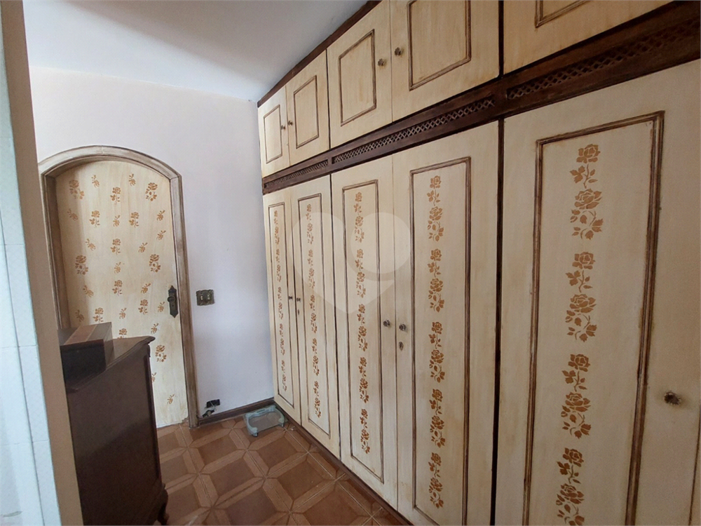 Casa à venda e aluguel com 4 quartos, 453m² - Foto 6