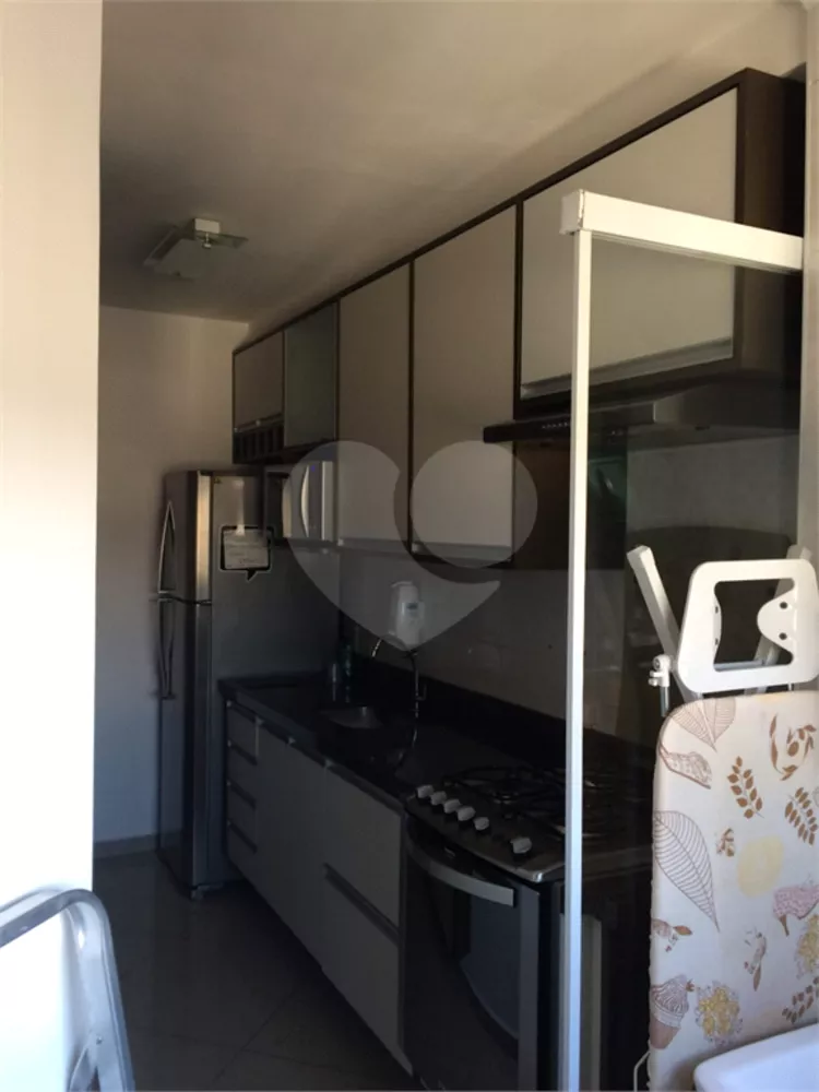 Apartamento à venda com 2 quartos, 48m² - Foto 3