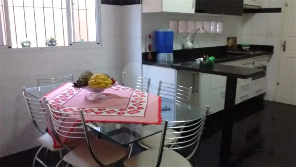 Sobrado à venda com 2 quartos, 105m² - Foto 3