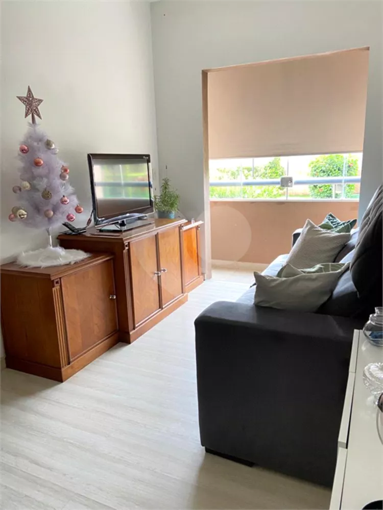 Apartamento à venda com 2 quartos, 59m² - Foto 3