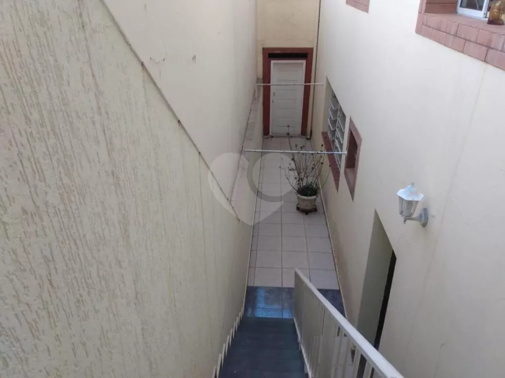 Casa à venda com 3 quartos, 150m² - Foto 18