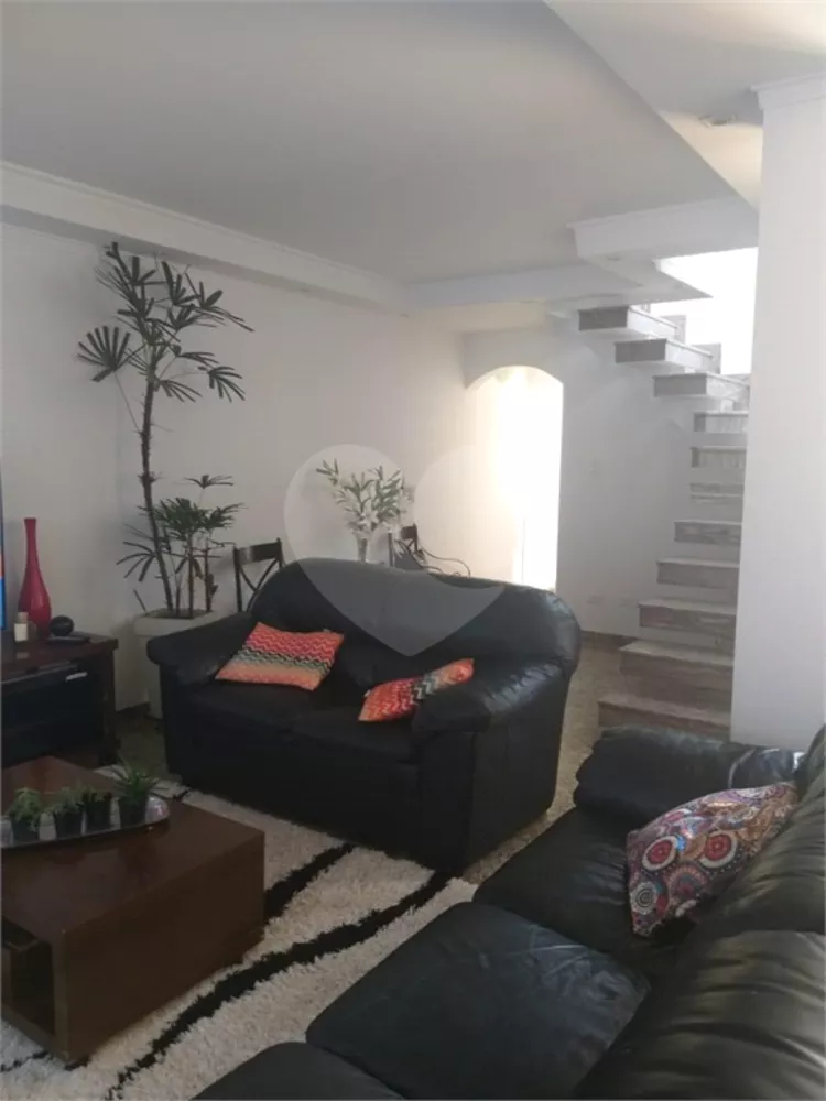 Casa à venda com 3 quartos, 150m² - Foto 2