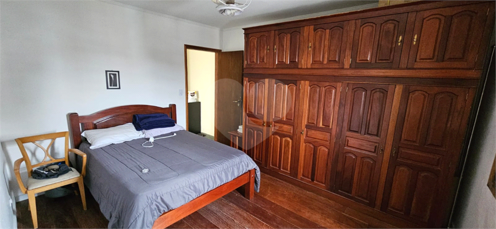 Sobrado à venda com 3 quartos, 176m² - Foto 2
