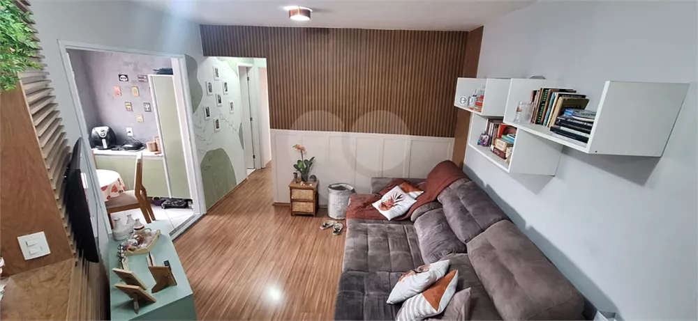 Apartamento à venda com 2 quartos, 48m² - Foto 2