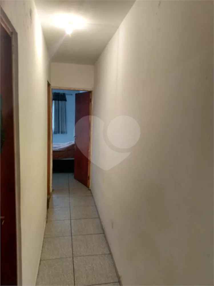 Sobrado à venda com 3 quartos, 180m² - Foto 2