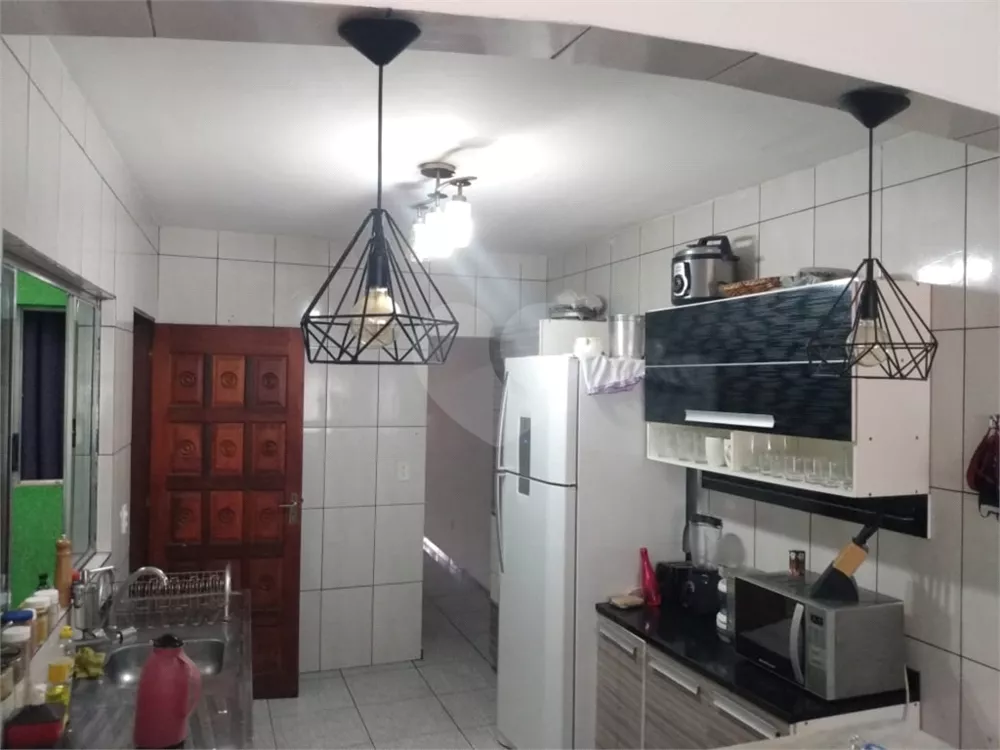 Sobrado à venda com 3 quartos, 180m² - Foto 3