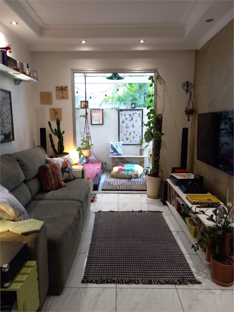 Apartamento à venda com 2 quartos, 83m² - Foto 1