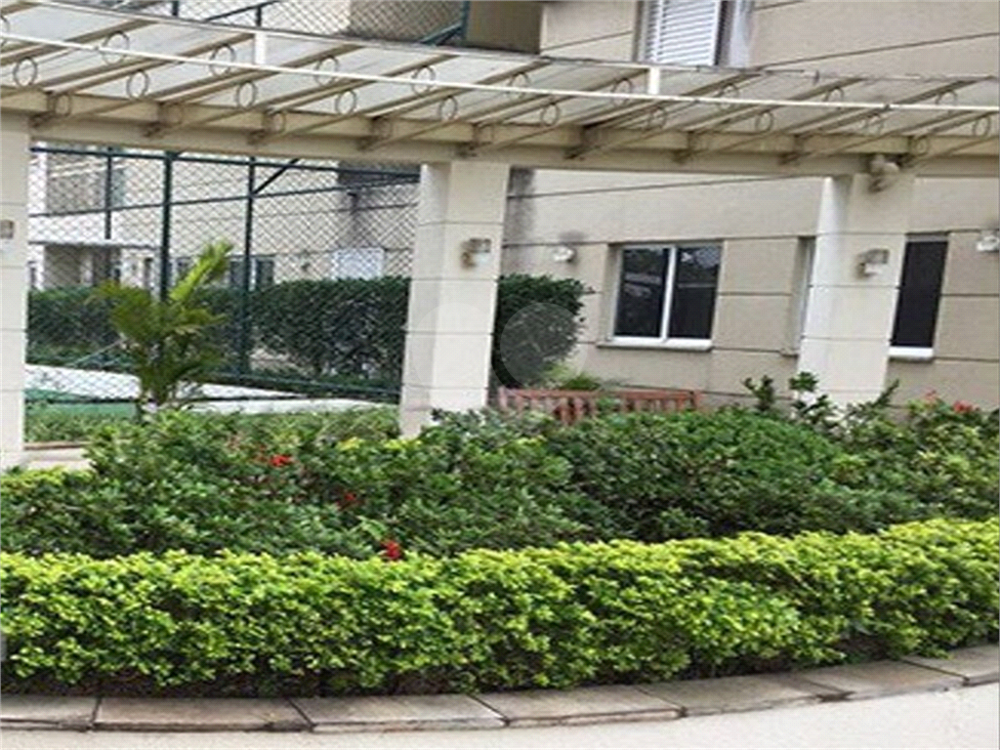 Apartamento à venda com 2 quartos, 50m² - Foto 2
