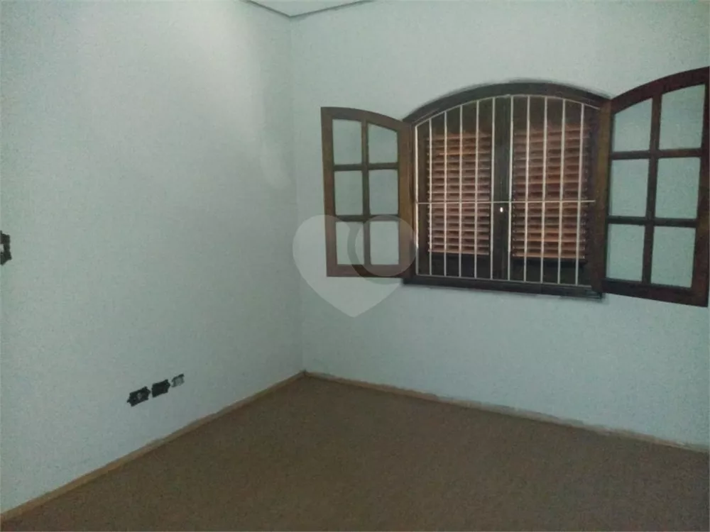 Sobrado à venda com 3 quartos, 190m² - Foto 4